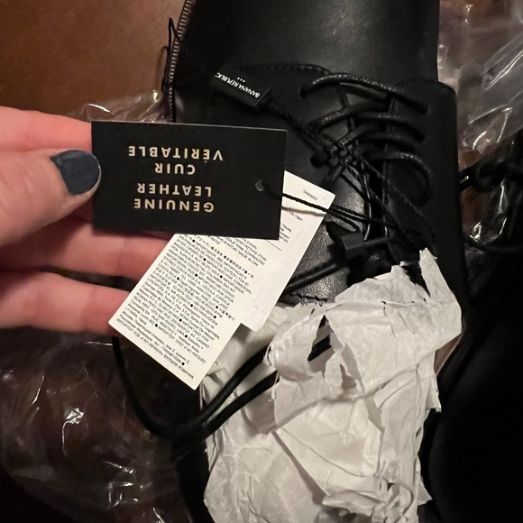 NWT Banana Republic Genuine Leather Dress Shoe - Picture 5 of 8